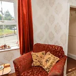 Rose Settle